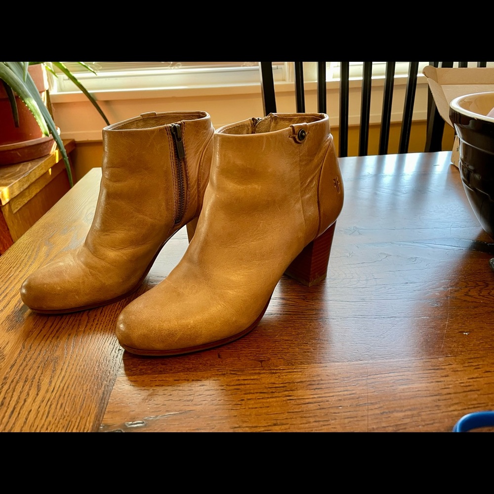 Blonde Leather Frye Booties